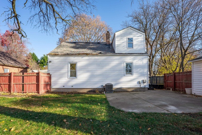 2015 OREGON, ROCKFORD, Illinois 61108, 3 Bedrooms Bedrooms, ,1 BathroomBathrooms,House,For Sale,OREGON,202507126