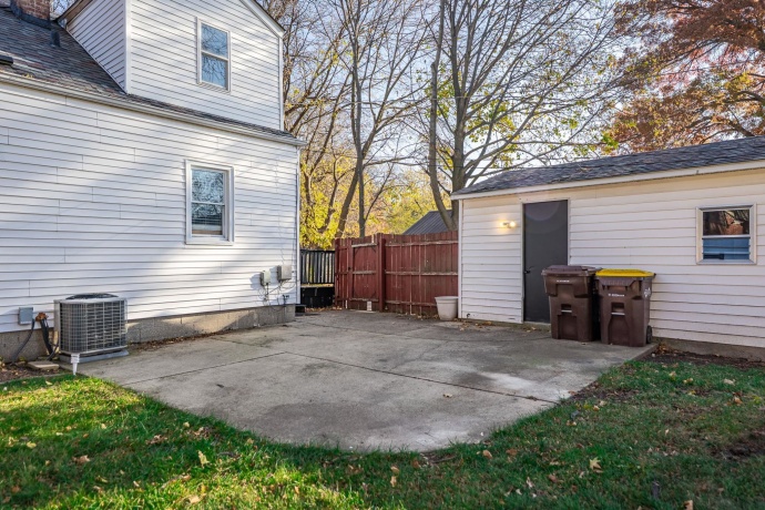 2015 OREGON, ROCKFORD, Illinois 61108, 3 Bedrooms Bedrooms, ,1 BathroomBathrooms,House,For Sale,OREGON,202507126