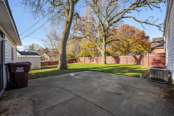 2015 OREGON, ROCKFORD, Illinois 61108, 3 Bedrooms Bedrooms, ,1 BathroomBathrooms,House,For Sale,OREGON,202507126