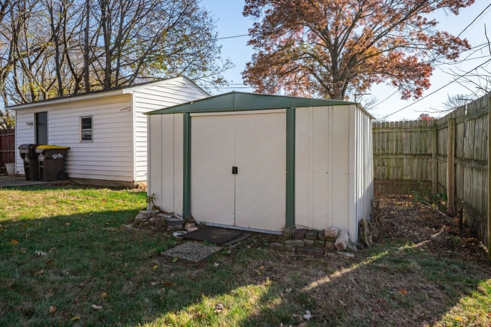 2015 OREGON, ROCKFORD, Illinois 61108, 3 Bedrooms Bedrooms, ,1 BathroomBathrooms,House,For Sale,OREGON,202507126