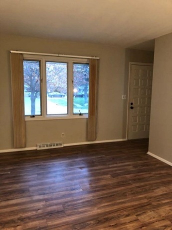 2304-2306 Eastmoreland, ROCKFORD, Illinois 61108, ,2 Units,For Sale,Eastmoreland,202507127