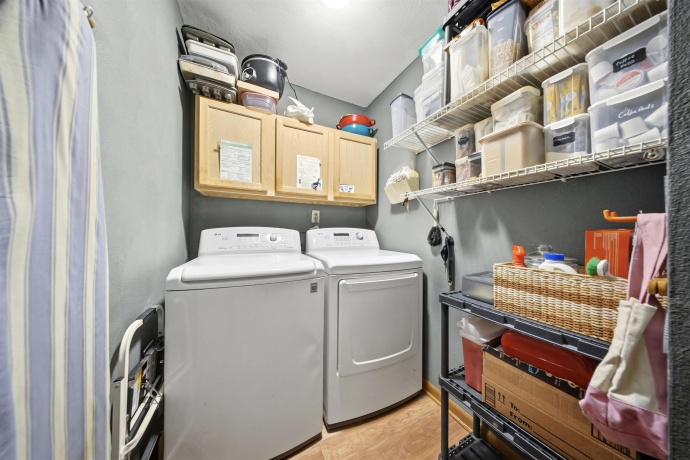 11155 Downing, ROSCOE, Illinois 61073, 3 Bedrooms Bedrooms, ,2 BathroomsBathrooms,House,For Sale,Downing,202507130