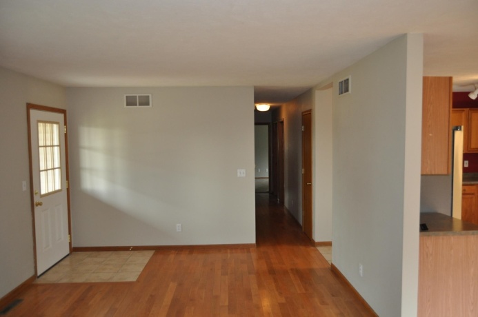 135 Field Crest, Cedarville, Illinois 61013, 3 Bedrooms Bedrooms, ,2 BathroomsBathrooms,House,For Sale,Field Crest,202507134