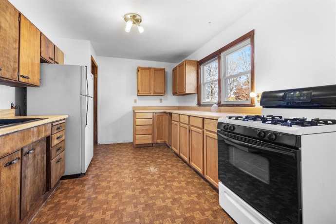 6560 Charles, ROCKFORD, Illinois 61108, 2 Bedrooms Bedrooms, ,1 BathroomBathrooms,House,For Sale,Charles,202507135