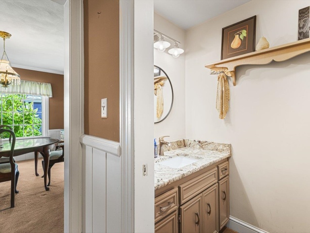 811 Paris, ROCKFORD, Illinois 61107, 3 Bedrooms Bedrooms, ,2 BathroomsBathrooms,House,For Sale,Paris,202507139