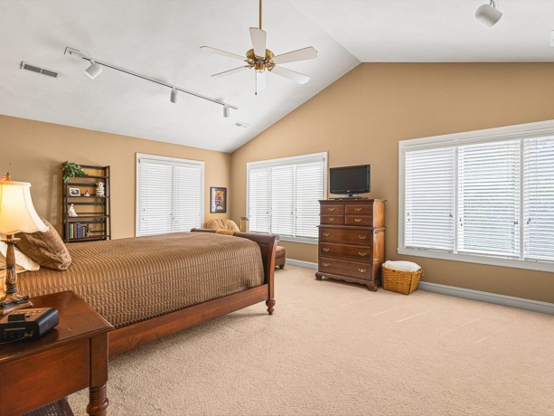 811 Paris, ROCKFORD, Illinois 61107, 3 Bedrooms Bedrooms, ,2 BathroomsBathrooms,House,For Sale,Paris,202507139