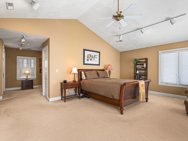 811 Paris, ROCKFORD, Illinois 61107, 3 Bedrooms Bedrooms, ,2 BathroomsBathrooms,House,For Sale,Paris,202507139