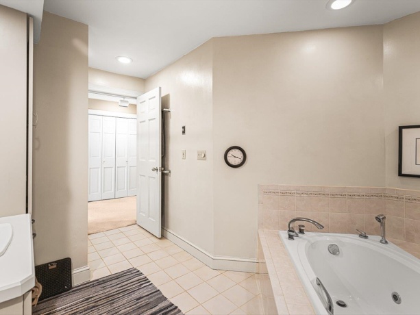 811 Paris, ROCKFORD, Illinois 61107, 3 Bedrooms Bedrooms, ,2 BathroomsBathrooms,House,For Sale,Paris,202507139