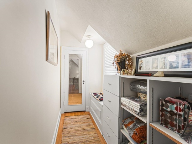 811 Paris, ROCKFORD, Illinois 61107, 3 Bedrooms Bedrooms, ,2 BathroomsBathrooms,House,For Sale,Paris,202507139