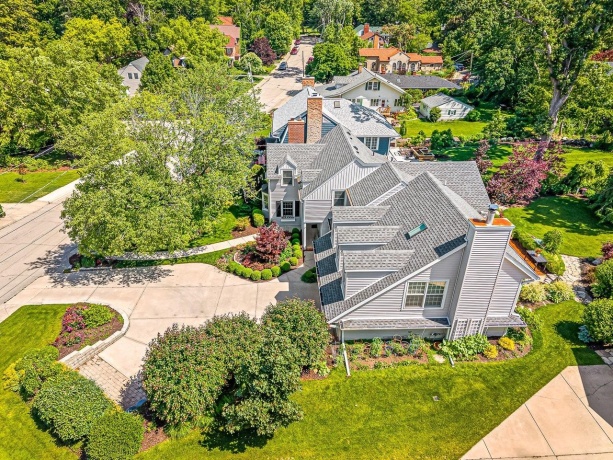 811 Paris, ROCKFORD, Illinois 61107, 3 Bedrooms Bedrooms, ,2 BathroomsBathrooms,House,For Sale,Paris,202507139