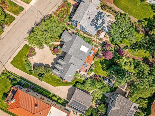 811 Paris, ROCKFORD, Illinois 61107, 3 Bedrooms Bedrooms, ,2 BathroomsBathrooms,House,For Sale,Paris,202507139