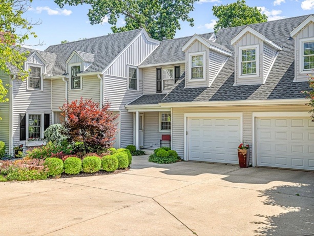 811 Paris, ROCKFORD, Illinois 61107, 3 Bedrooms Bedrooms, ,2 BathroomsBathrooms,House,For Sale,Paris,202507139