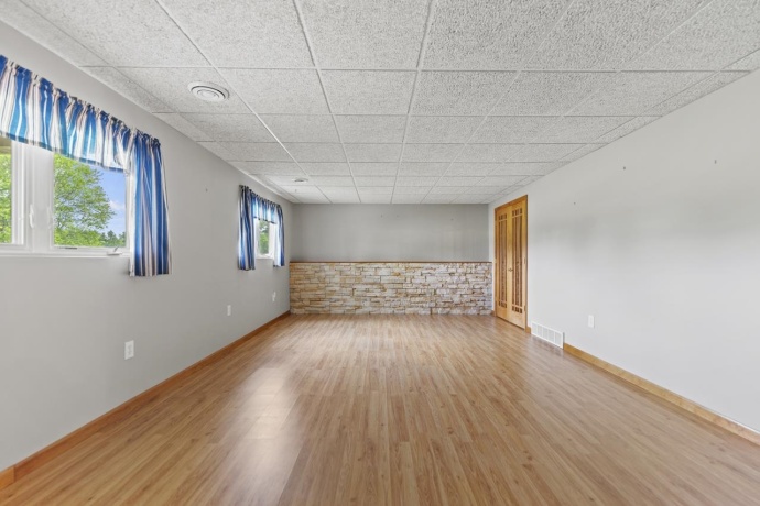 816 Lake Summerset, LAKE SUMMERSET, Illinois 61019, 3 Bedrooms Bedrooms, ,2 BathroomsBathrooms,House,For Sale,Lake Summerset,202502674