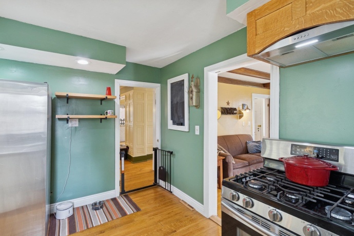 315 Hurlbut, BELVIDERE, Illinois 61008, 3 Bedrooms Bedrooms, ,2 BathroomsBathrooms,House,For Sale,Hurlbut,202506413