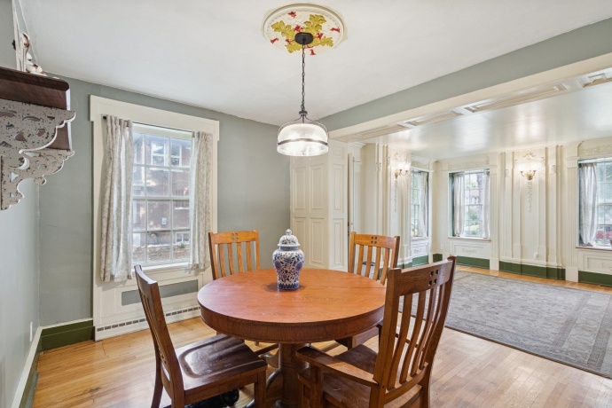 315 Hurlbut, BELVIDERE, Illinois 61008, 3 Bedrooms Bedrooms, ,2 BathroomsBathrooms,House,For Sale,Hurlbut,202506413