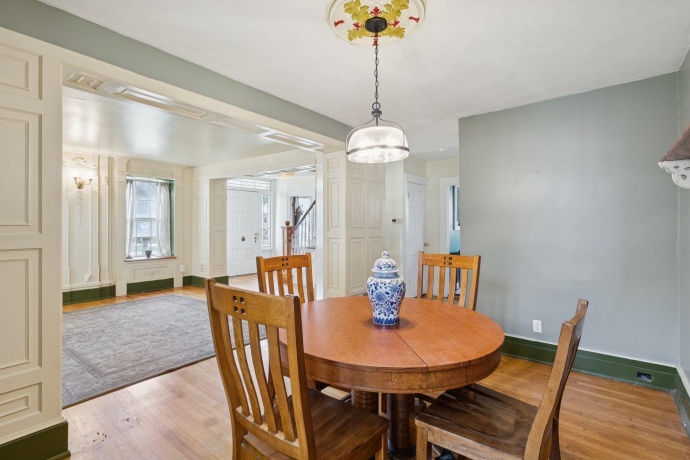 315 Hurlbut, BELVIDERE, Illinois 61008, 3 Bedrooms Bedrooms, ,2 BathroomsBathrooms,House,For Sale,Hurlbut,202506413