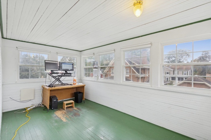 315 Hurlbut, BELVIDERE, Illinois 61008, 3 Bedrooms Bedrooms, ,2 BathroomsBathrooms,House,For Sale,Hurlbut,202506413