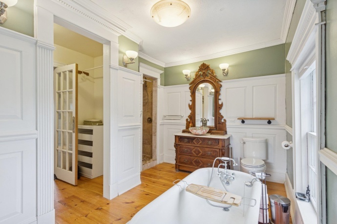 315 Hurlbut, BELVIDERE, Illinois 61008, 3 Bedrooms Bedrooms, ,2 BathroomsBathrooms,House,For Sale,Hurlbut,202506413