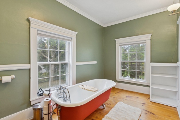 315 Hurlbut, BELVIDERE, Illinois 61008, 3 Bedrooms Bedrooms, ,2 BathroomsBathrooms,House,For Sale,Hurlbut,202506413