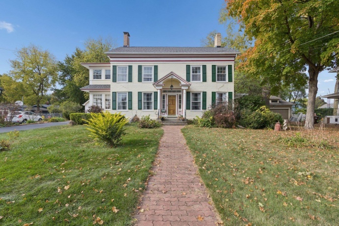 315 Hurlbut, BELVIDERE, Illinois 61008, 3 Bedrooms Bedrooms, ,2 BathroomsBathrooms,House,For Sale,Hurlbut,202506413