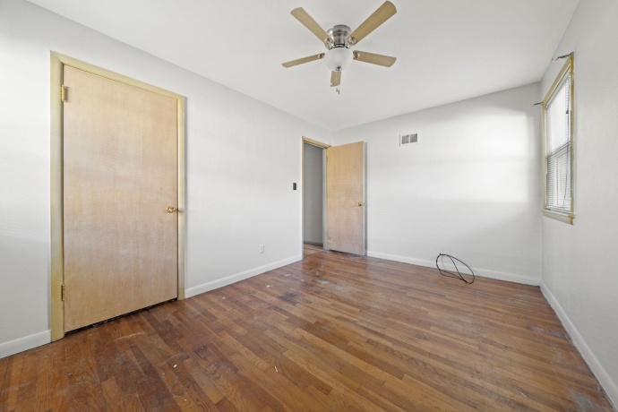 1474 Carroll, FREEPORT, Illinois 61032, 2 Bedrooms Bedrooms, ,2 BathroomsBathrooms,House,For Sale,Carroll,202507142