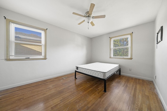 1474 Carroll, FREEPORT, Illinois 61032, 2 Bedrooms Bedrooms, ,2 BathroomsBathrooms,House,For Sale,Carroll,202507142