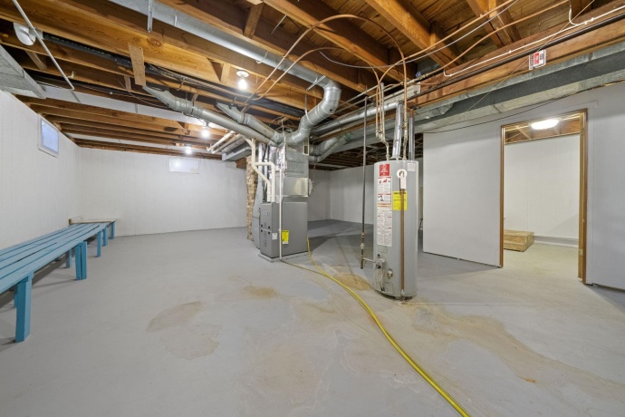 1474 Carroll, FREEPORT, Illinois 61032, 2 Bedrooms Bedrooms, ,2 BathroomsBathrooms,House,For Sale,Carroll,202507142