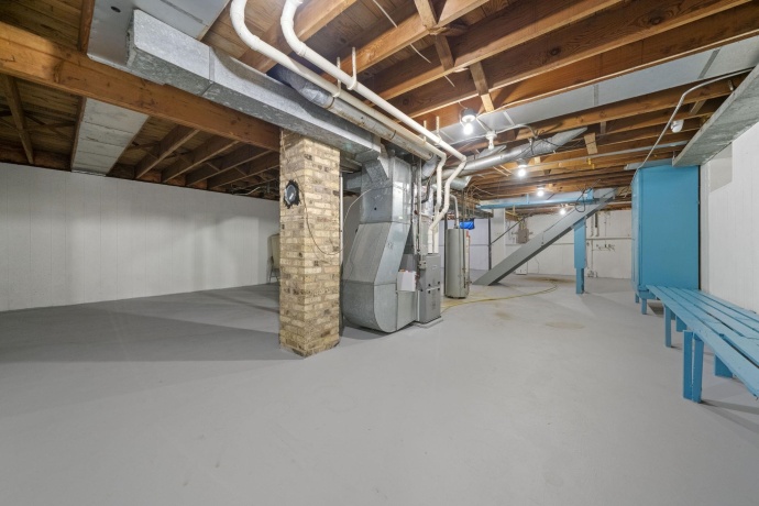 1474 Carroll, FREEPORT, Illinois 61032, 2 Bedrooms Bedrooms, ,2 BathroomsBathrooms,House,For Sale,Carroll,202507142