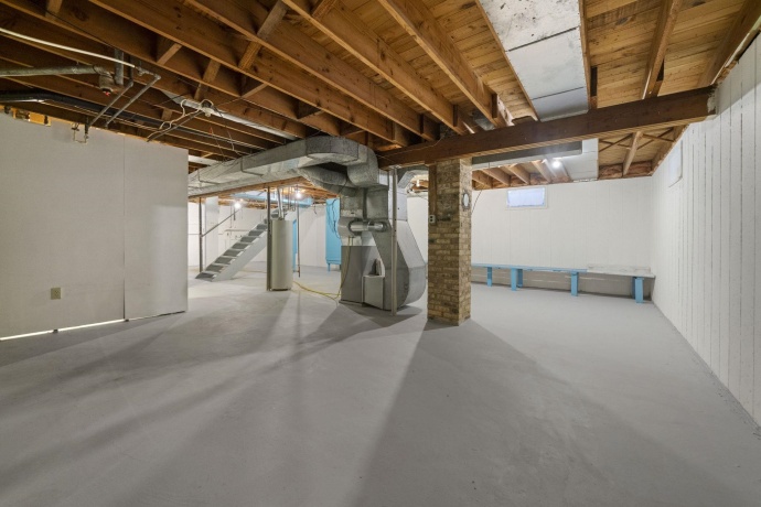 1474 Carroll, FREEPORT, Illinois 61032, 2 Bedrooms Bedrooms, ,2 BathroomsBathrooms,House,For Sale,Carroll,202507142