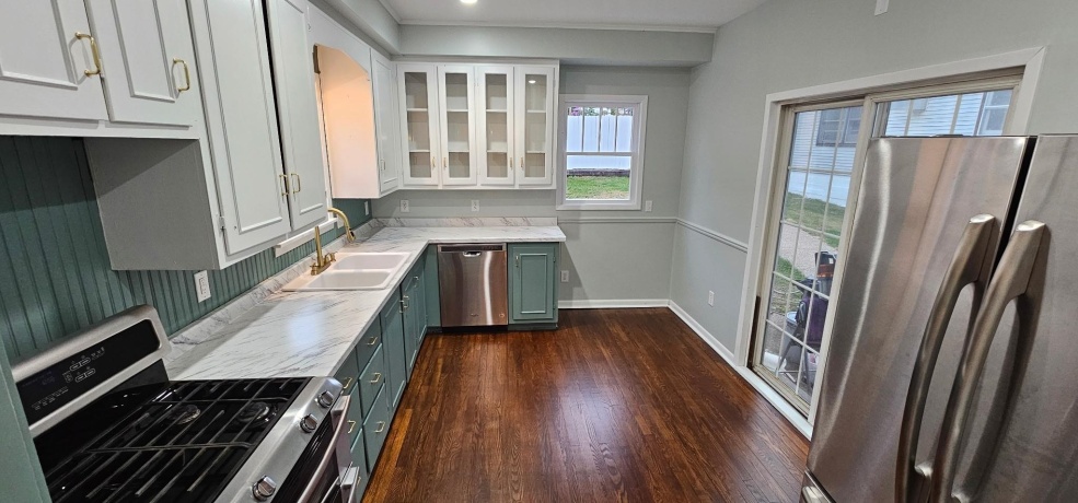 110 Catlin, ELIZABETH, Illinois 61028, 3 Bedrooms Bedrooms, ,1 BathroomBathrooms,House,For Sale,Catlin,202507144