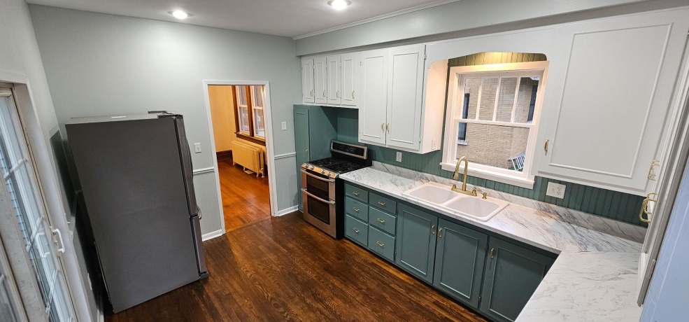 110 Catlin, ELIZABETH, Illinois 61028, 3 Bedrooms Bedrooms, ,1 BathroomBathrooms,House,For Sale,Catlin,202507144