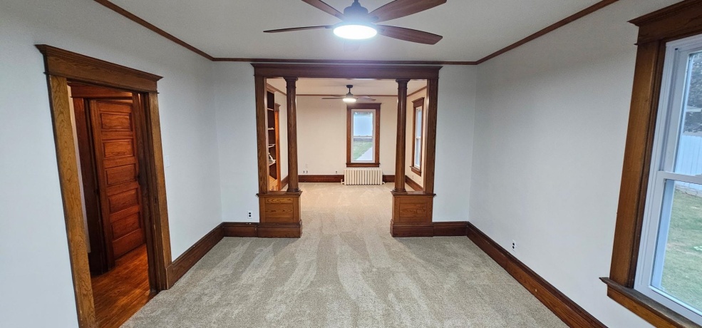 110 Catlin, ELIZABETH, Illinois 61028, 3 Bedrooms Bedrooms, ,1 BathroomBathrooms,House,For Sale,Catlin,202507144