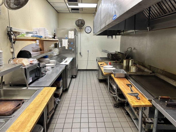 514 State, OTTAWA, Illinois 61350, ,Business/retail,For Sale,State,202503433