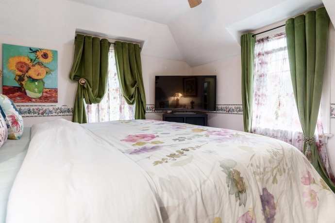 233 Calvin Park, ROCKFORD, Illinois 61107, 3 Bedrooms Bedrooms, ,1 BathroomBathrooms,House,For Sale,Calvin Park,202506203