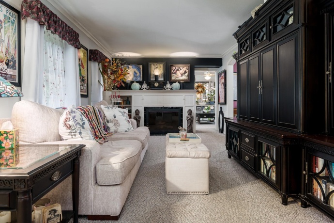 233 Calvin Park, ROCKFORD, Illinois 61107, 3 Bedrooms Bedrooms, ,1 BathroomBathrooms,House,For Sale,Calvin Park,202506203