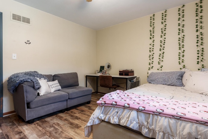 1104 Blenheim, ROCKFORD, Illinois 61108, 3 Bedrooms Bedrooms, ,1 BathroomBathrooms,House,For Sale,Blenheim,202507146