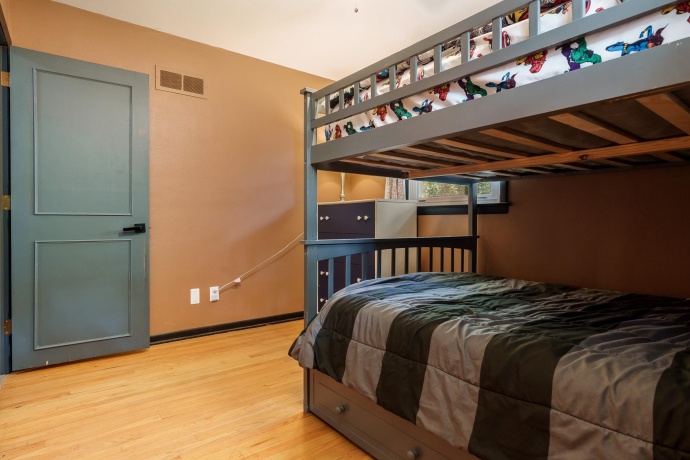 1104 Blenheim, ROCKFORD, Illinois 61108, 3 Bedrooms Bedrooms, ,1 BathroomBathrooms,House,For Sale,Blenheim,202507146