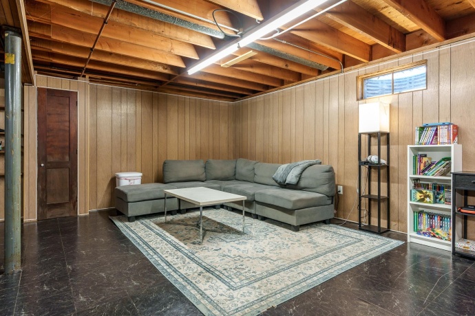 1104 Blenheim, ROCKFORD, Illinois 61108, 3 Bedrooms Bedrooms, ,1 BathroomBathrooms,House,For Sale,Blenheim,202507146