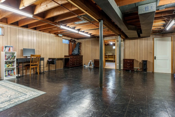 1104 Blenheim, ROCKFORD, Illinois 61108, 3 Bedrooms Bedrooms, ,1 BathroomBathrooms,House,For Sale,Blenheim,202507146