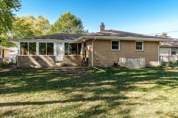 1104 Blenheim, ROCKFORD, Illinois 61108, 3 Bedrooms Bedrooms, ,1 BathroomBathrooms,House,For Sale,Blenheim,202507146