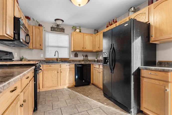 9106 Leicester, ROSCOE, Illinois 61073, 4 Bedrooms Bedrooms, ,3 BathroomsBathrooms,House,For Sale,Leicester,202507147