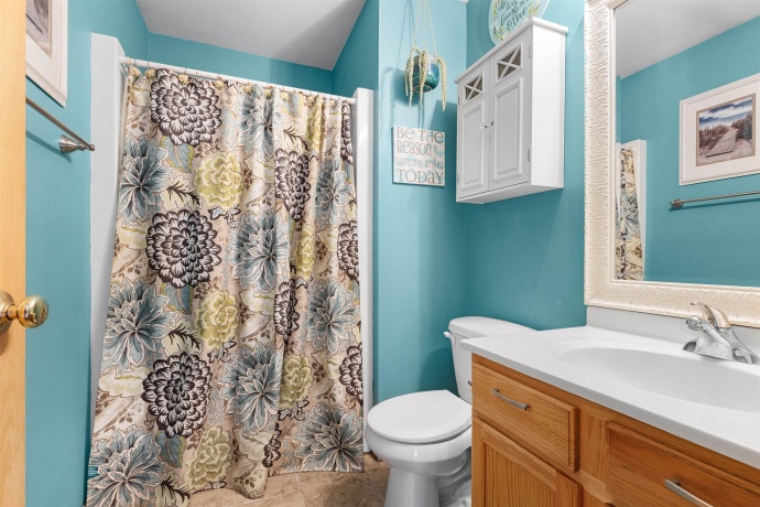 9106 Leicester, ROSCOE, Illinois 61073, 4 Bedrooms Bedrooms, ,3 BathroomsBathrooms,House,For Sale,Leicester,202507147