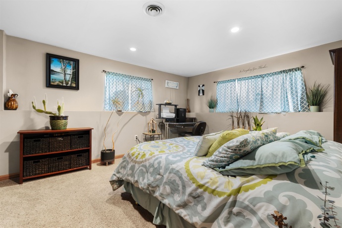 9106 Leicester, ROSCOE, Illinois 61073, 4 Bedrooms Bedrooms, ,3 BathroomsBathrooms,House,For Sale,Leicester,202507147