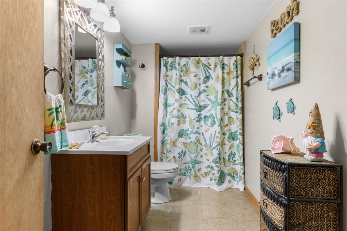 9106 Leicester, ROSCOE, Illinois 61073, 4 Bedrooms Bedrooms, ,3 BathroomsBathrooms,House,For Sale,Leicester,202507147