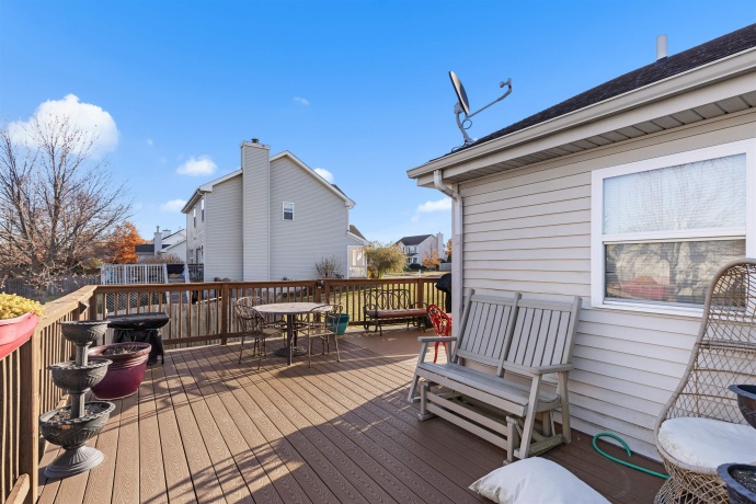 9106 Leicester, ROSCOE, Illinois 61073, 4 Bedrooms Bedrooms, ,3 BathroomsBathrooms,House,For Sale,Leicester,202507147