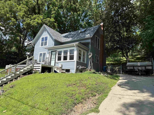 124 Milwaukee, SAVANNA, Illinois 61074, 2 Bedrooms Bedrooms, ,1 BathroomBathrooms,House,For Sale,Milwaukee,202504874