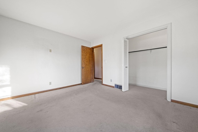 4608 Sequoia, ROCKFORD, Illinois 61108, 4 Bedrooms Bedrooms, ,2 BathroomsBathrooms,House,For Sale,Sequoia,202507148