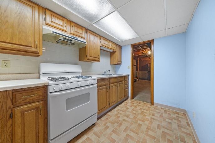 4608 Sequoia, ROCKFORD, Illinois 61108, 4 Bedrooms Bedrooms, ,2 BathroomsBathrooms,House,For Sale,Sequoia,202507148