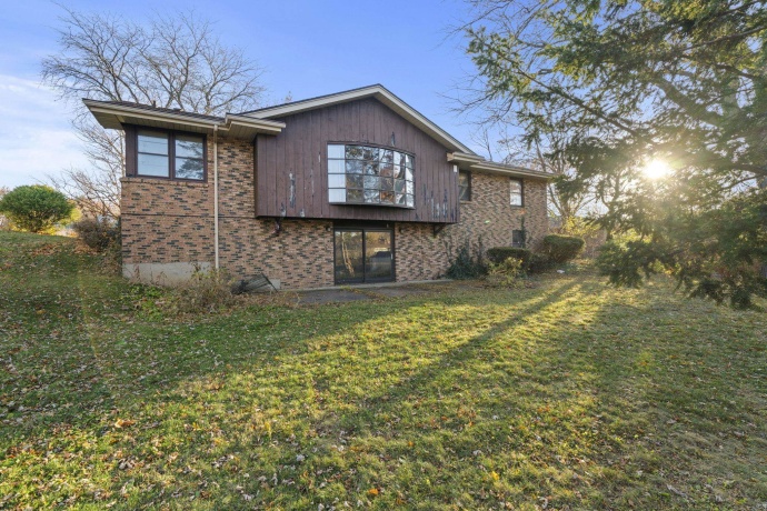 4608 Sequoia, ROCKFORD, Illinois 61108, 4 Bedrooms Bedrooms, ,2 BathroomsBathrooms,House,For Sale,Sequoia,202507148