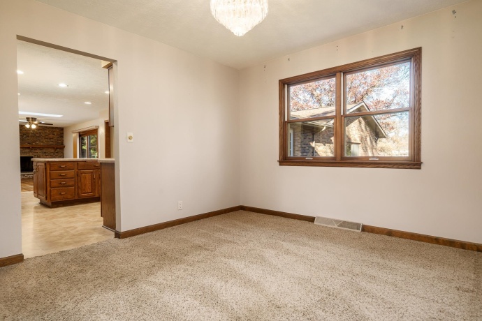 6622 Buckhorn, LOVES PARK, Illinois 61111, 4 Bedrooms Bedrooms, ,2 BathroomsBathrooms,House,For Sale,Buckhorn,202507149